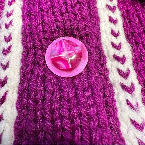 HAND-KNIT Vintage Snowflake Cardigan Sweater Magenta Purple Women's Size S - Picture 11 of 15